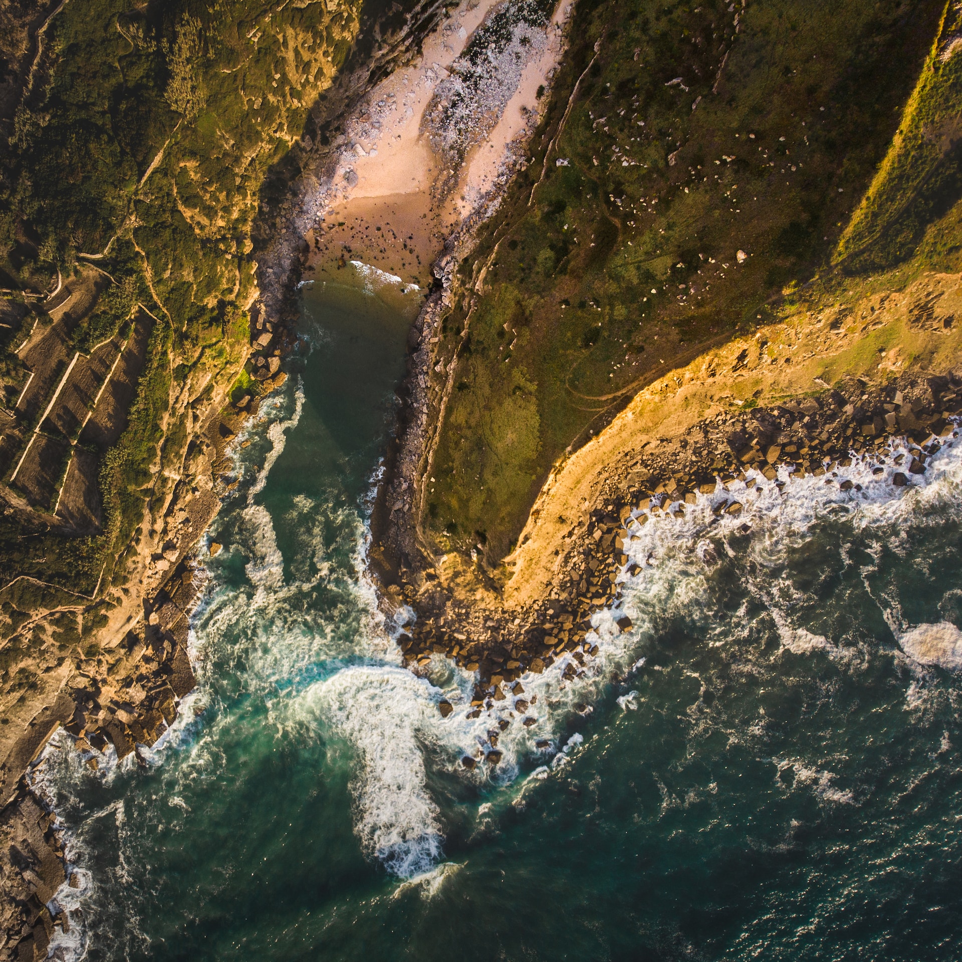 Vue aérienne d'un littoral